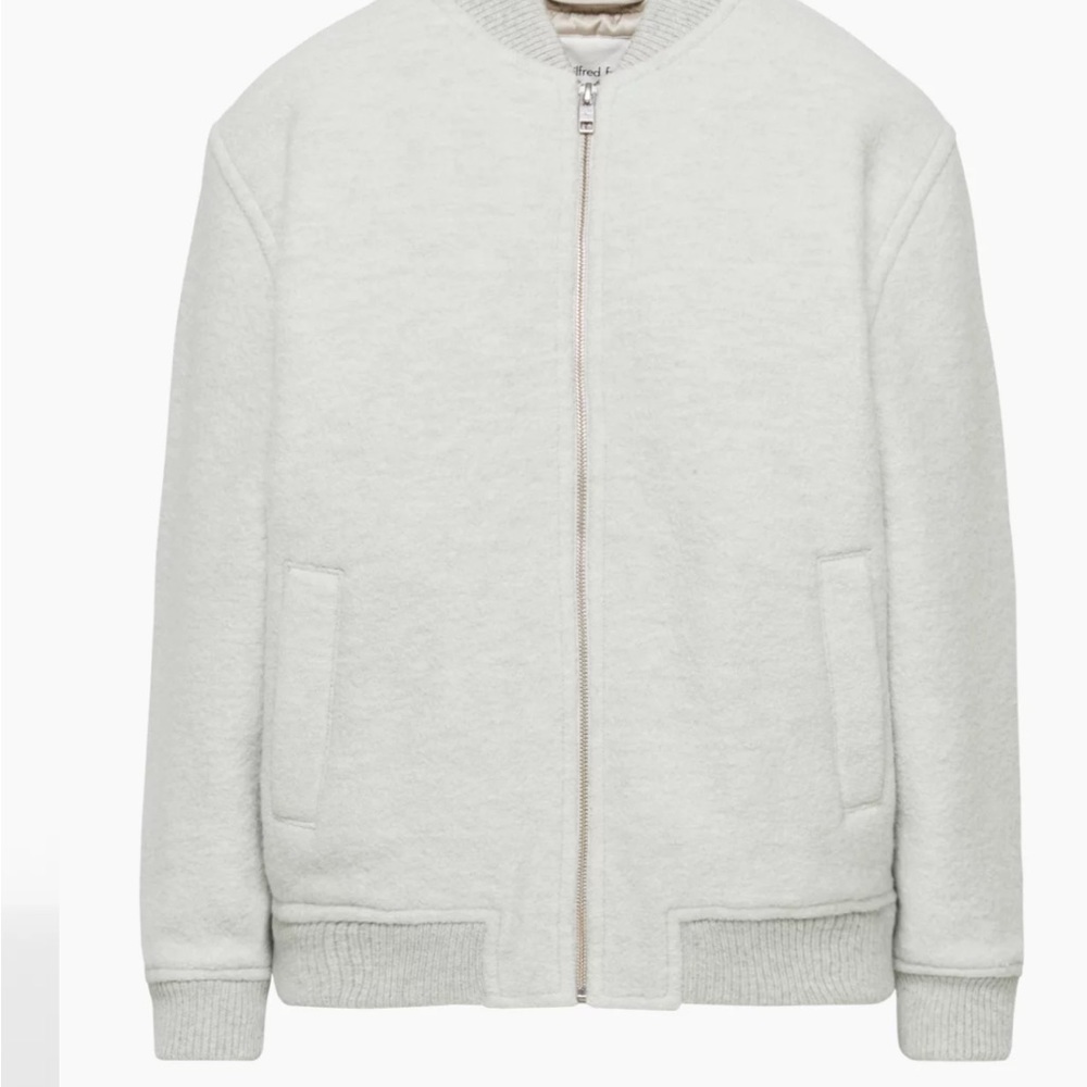 Aritzia Wilfred Free Stable Jacket